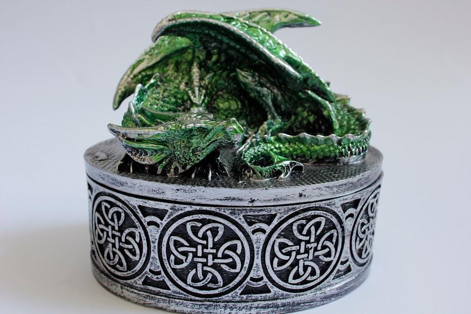 Green Dragon Dice Box Display Board Game Gift Storage Organiser Organisation for Board Games