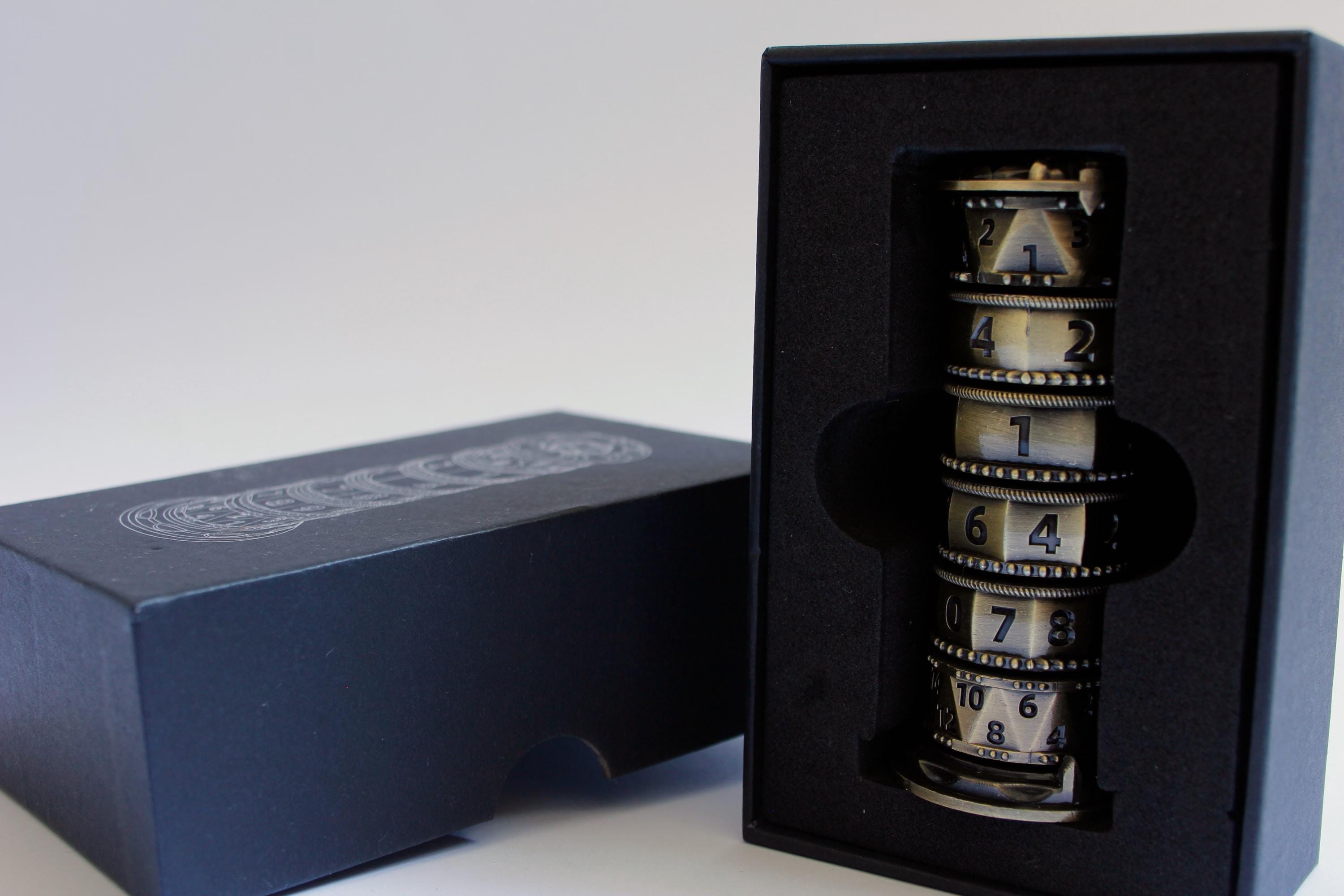 Rotating Dice Tower Spinner DnD Dice Roller Tabletop RPG Accessory Dungeon Master Tool Unique Dice Alternative