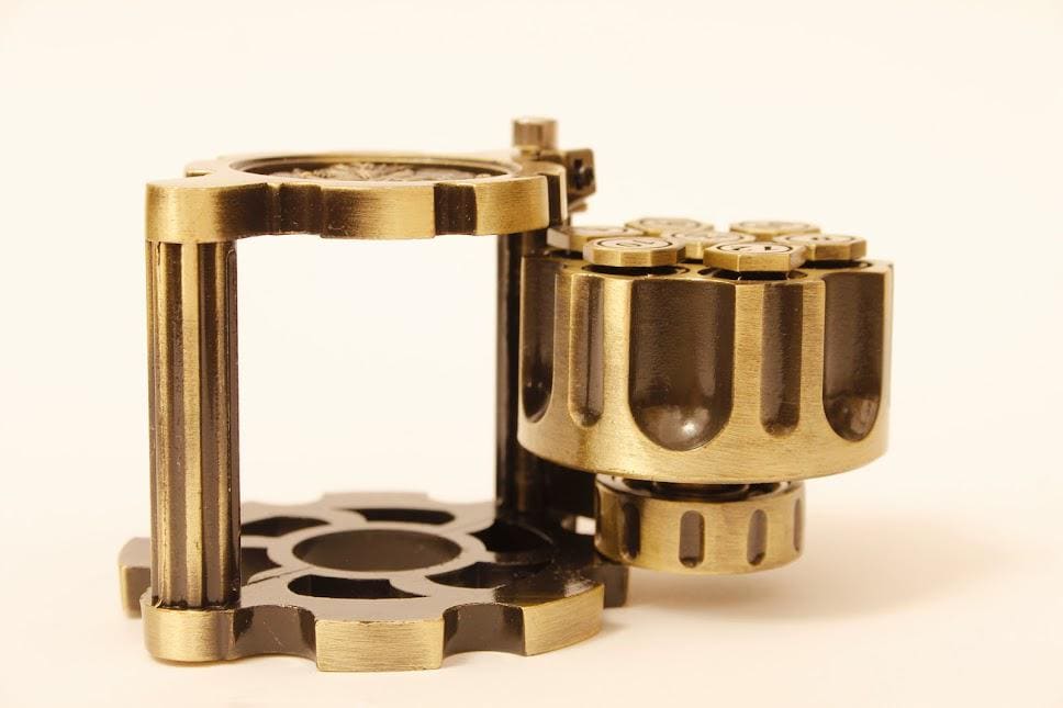 Ancient Brass Bullet Dice Set with Revolver Case Metal D&D Dice Spinning Hex Chamber RPG Dice Gift Fidget Toy Steampunk Gifts Collectable