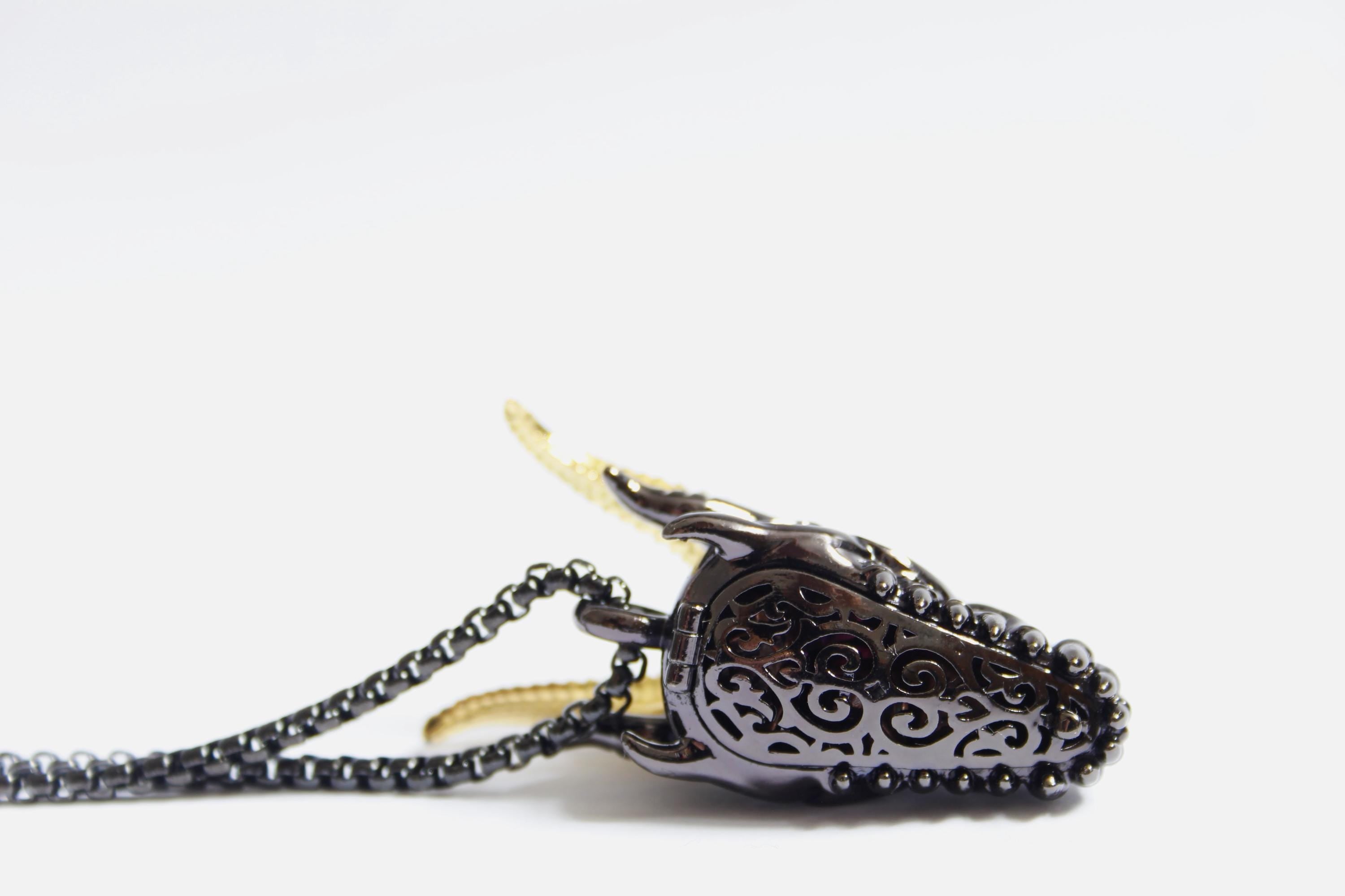 Dragon Head Dice Necklace | RPG Polyhedral Dice Pendant | Tabletop Gaming Jewellery | Fantasy Roleplay Gift for Gamers