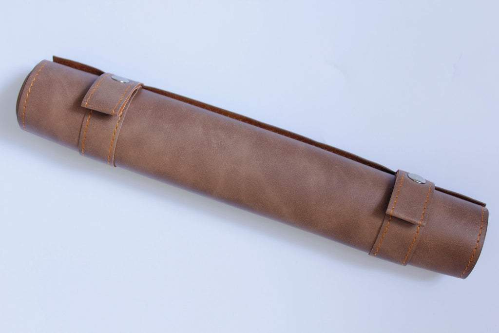 Tan Faux Leather Roll-Up Dice Holder Portable Dice Mat Storage Organiser