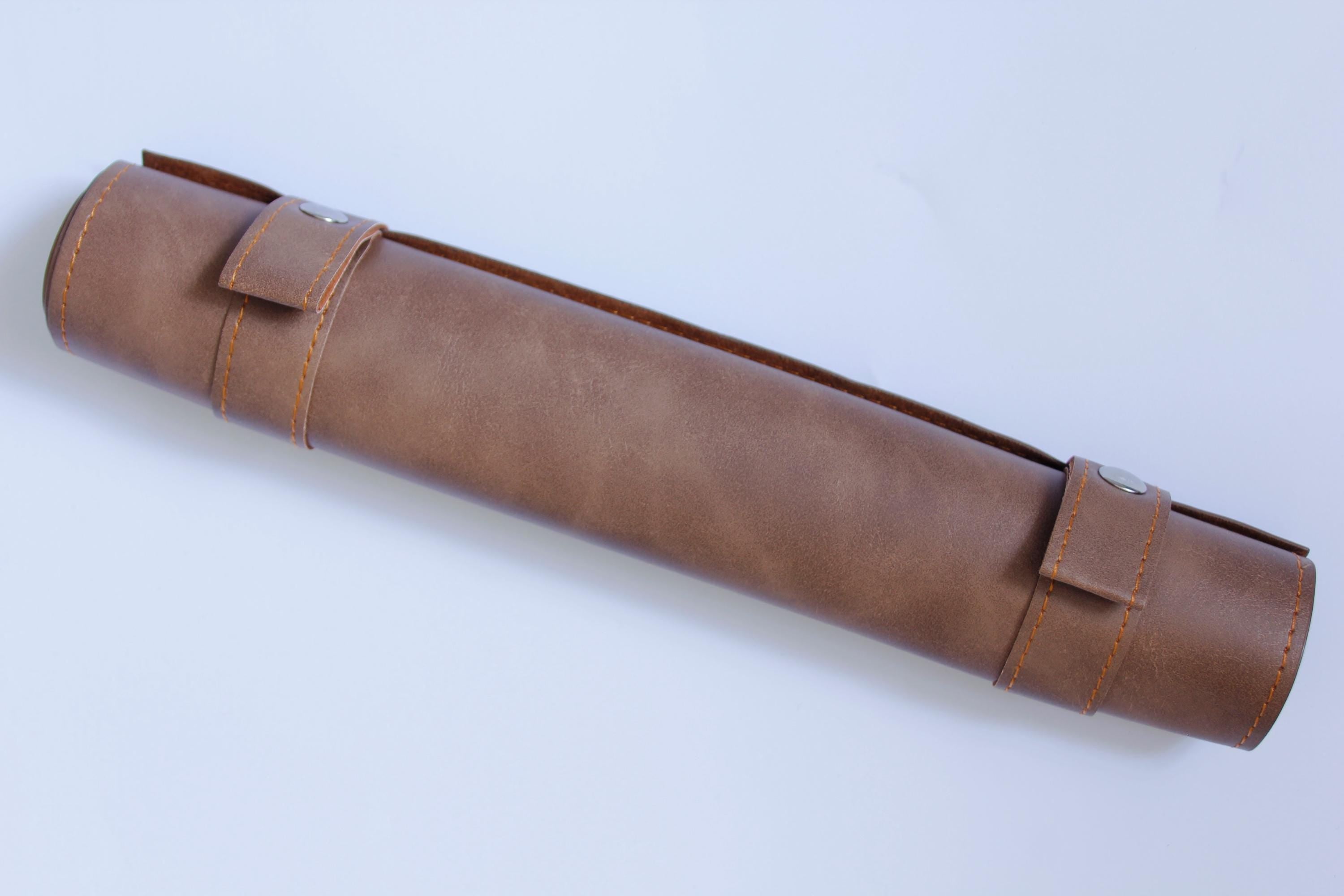 Tan Faux Leather Roll-Up Dice Holder Portable Dice Mat Storage Organiser